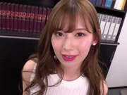 女上司露出內褲說著淫語誘惑我內射她 明裡紬